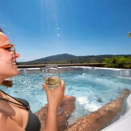 Le Panoramic Spa View 4 Pers